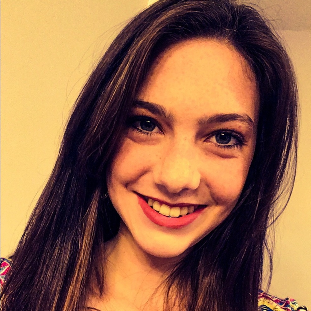 Meet your Posher, Laura